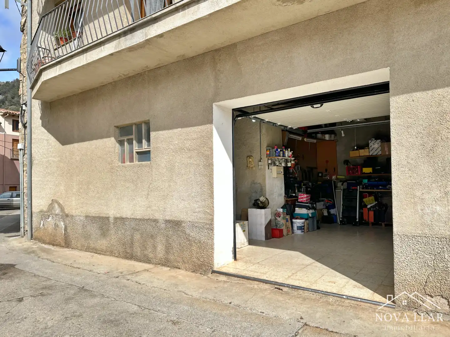 Vista exterior de Casa adosada en venda en Gombrèn amb Calefacció, Parquet i Forn