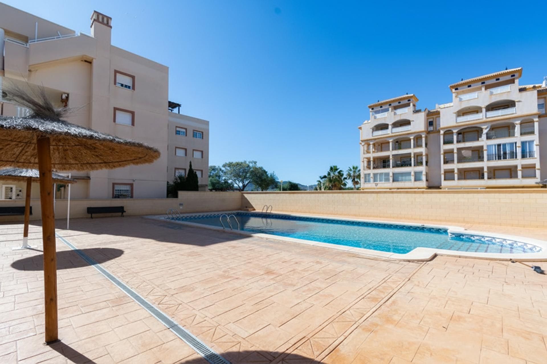 Piscina de Àtic en venda en Cartagena amb Aire condicionat, Terrassa i Moblat