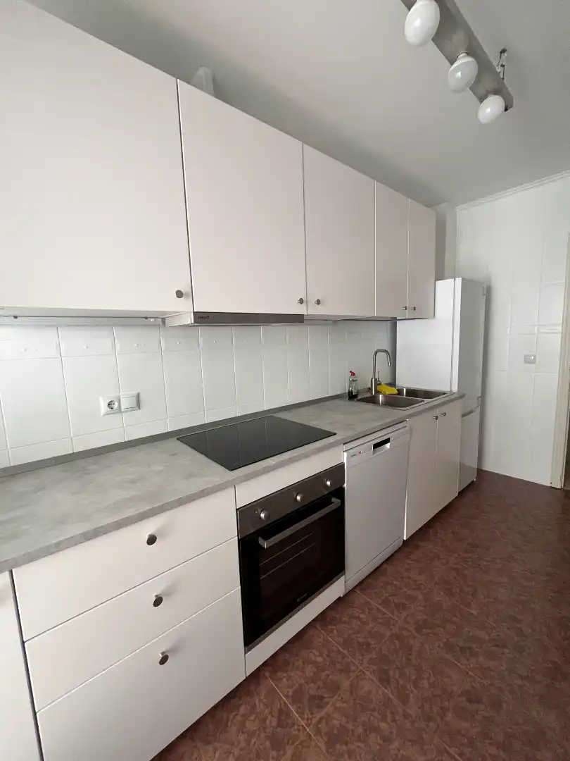 Cocina de Piso de alquiler en Salobreña con Aire acondicionado, Terraza y Amueblado