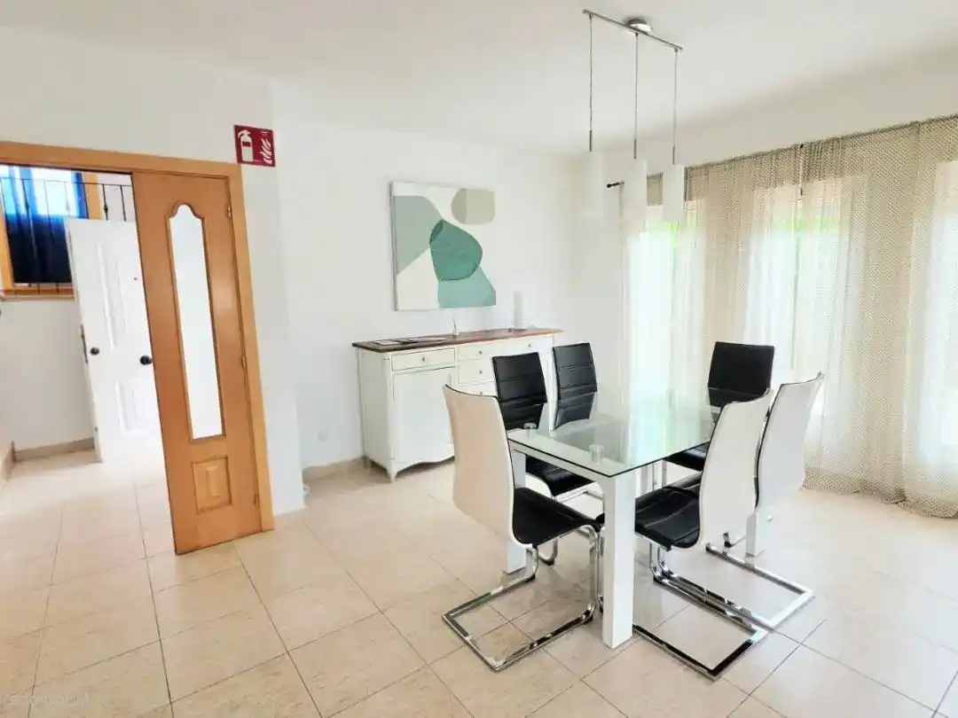 Esszimmer von Wohnung zur Miete in Gata de Gorgos mit Klimaanlage, Privatgarten und Schwimmbad