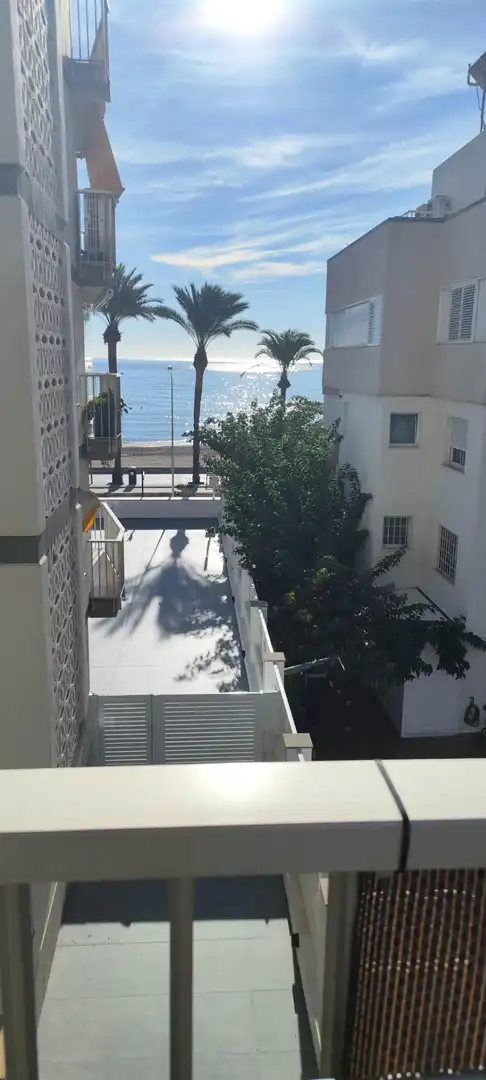 Vista exterior de Pis en venda en Benicasim / Benicàssim amb Terrassa