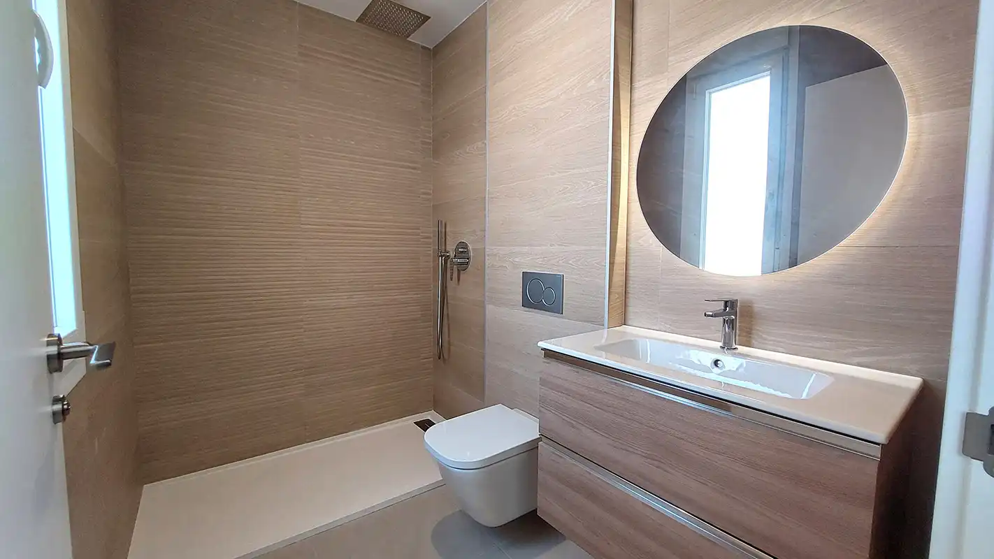 Baño de Casa o chalet en venta en Hondón de las Nieves / El Fondó de les Neus con Aire acondicionado, Calefacción y Jardín privado