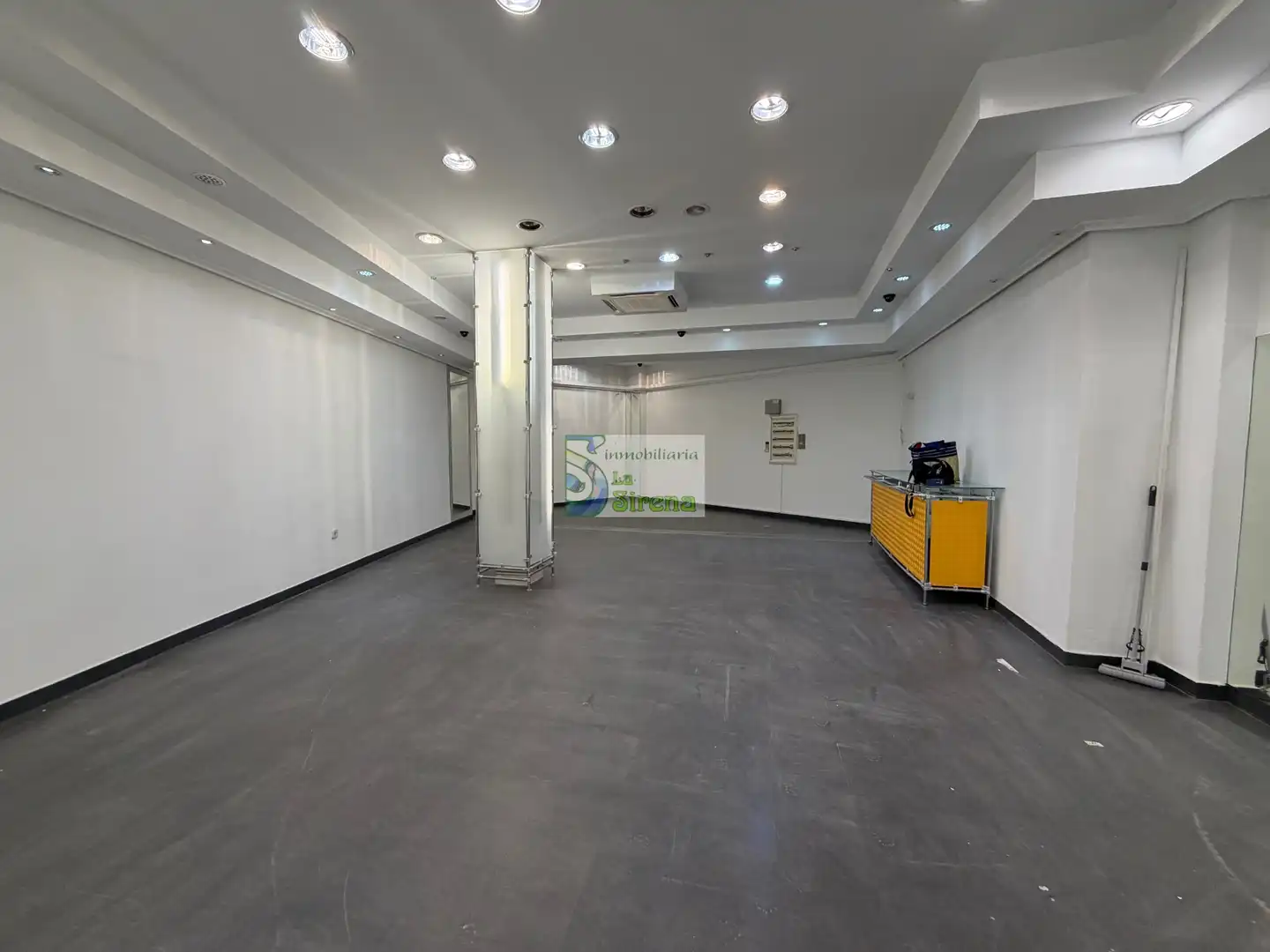 Gewerbefläche zur Miete in Calle Eladio Laredo 2, imagen 7