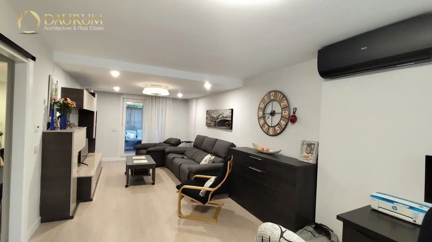 Sala de estar de Dúplex en venta en Alcorcón con Aire acondicionado, Calefacción y Jardín privado