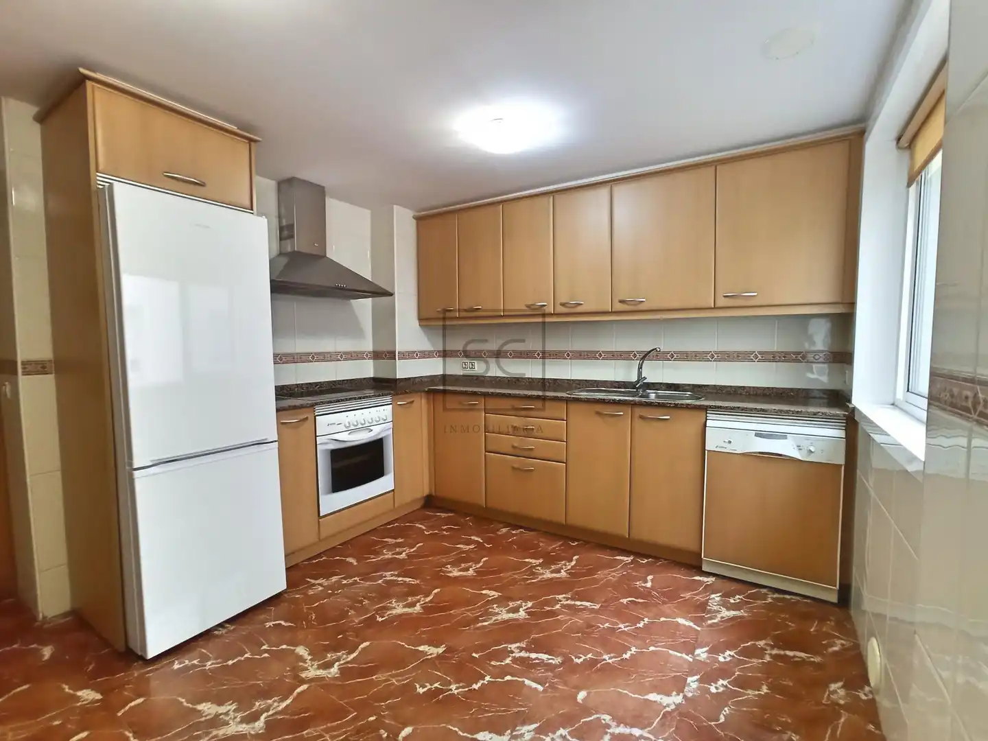 Cocina de Piso en venta en Narón con Calefacción y Trastero