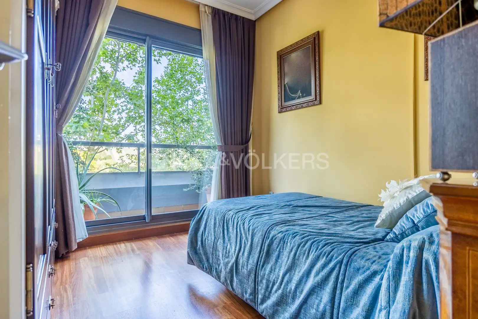 Bedroom of Flat for sale in Sevilla  with Air Conditioner, Heating and Private garden