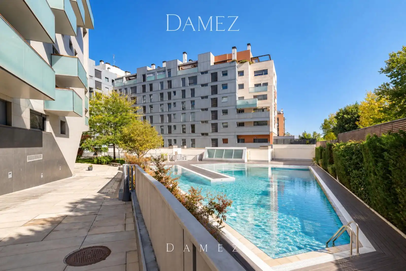 Piscina de Piso en venta en Madrid con Aire acondicionado, Calefacción y Terraza