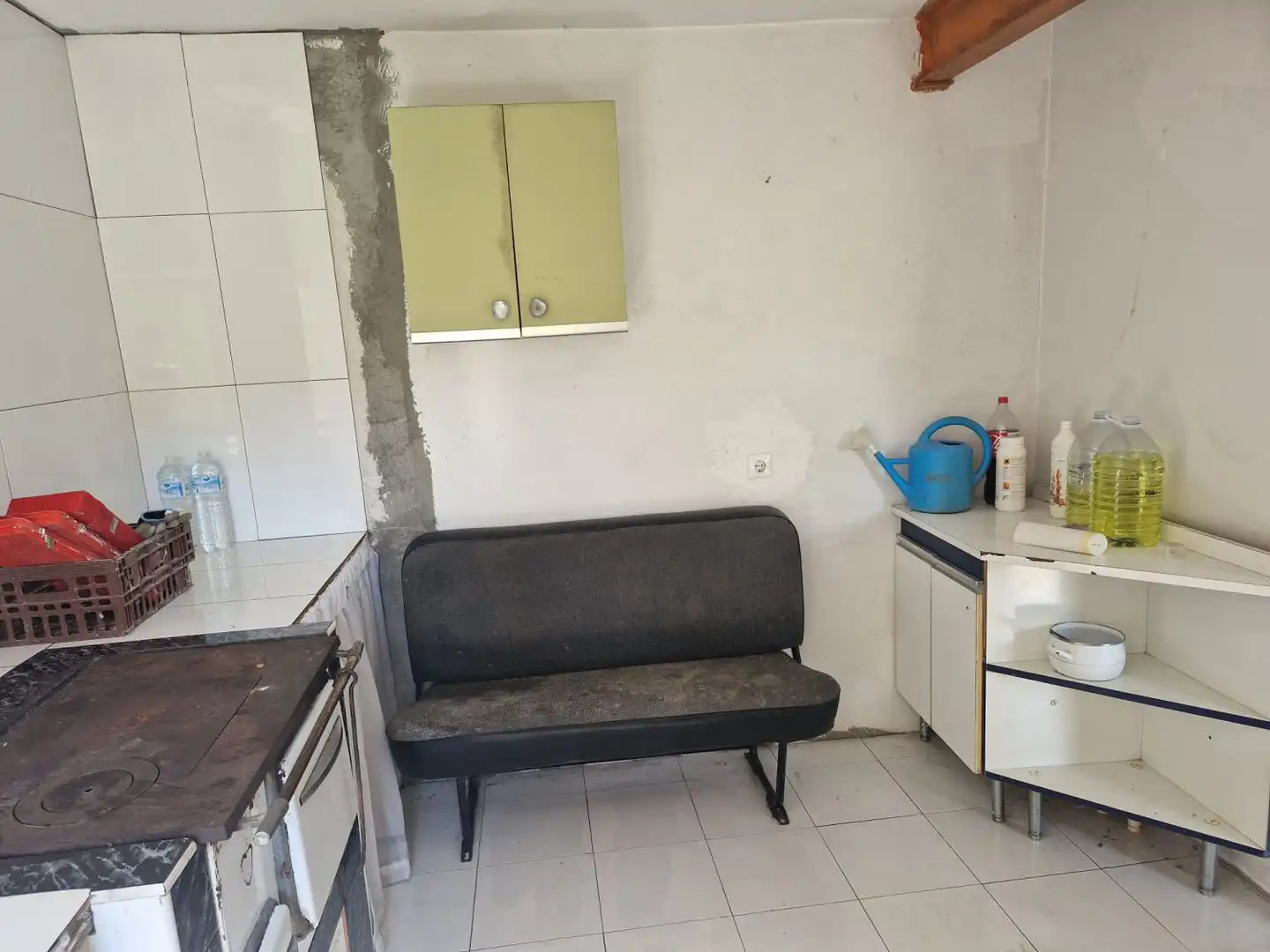 Cuina de Casa o xalet en venda en Camargo amb Terrassa, Traster i Balcó