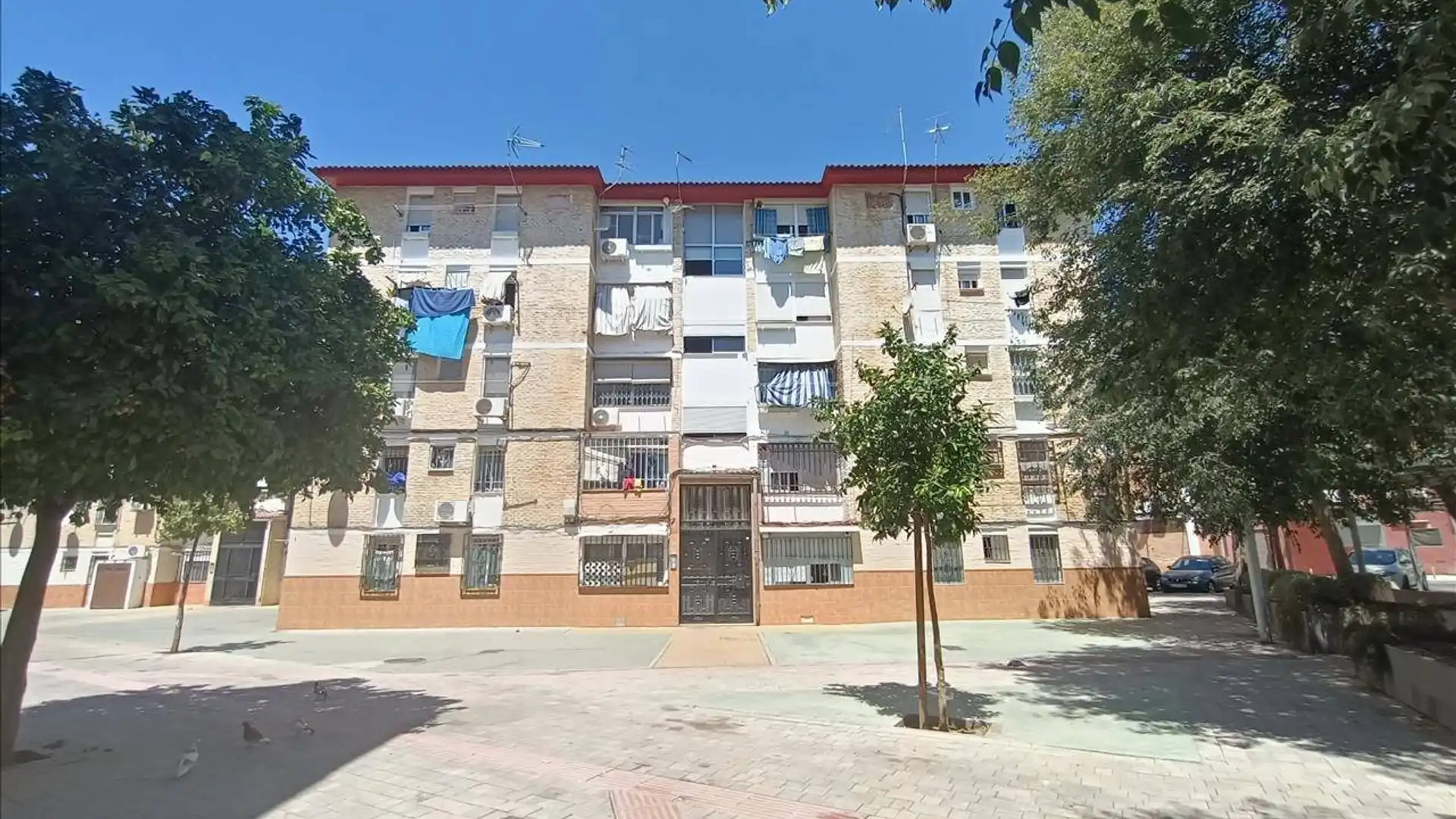 Vista exterior de Piso en venta en  Córdoba Capital