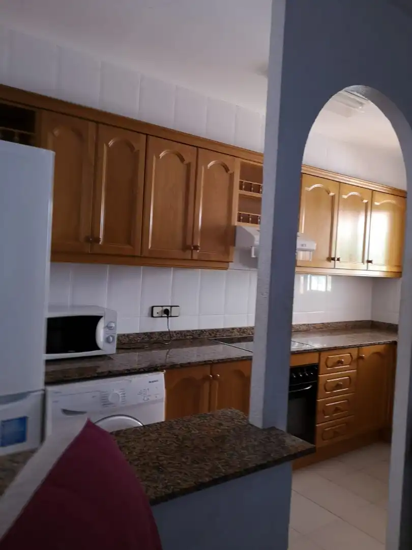 Cuina de Casa adosada de lloguer en Peñíscola / Peníscola amb Aire condicionat, Terrassa i Moblat