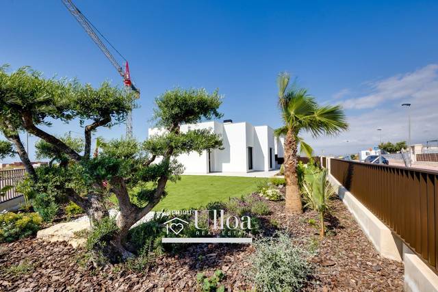 Casa adosada en Venta en Bonalba - Cotoveta