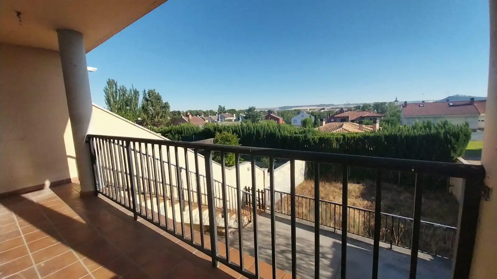 Terrassa de Casa adosada en venda en Tudela de Duero amb Calefacció i Terrassa