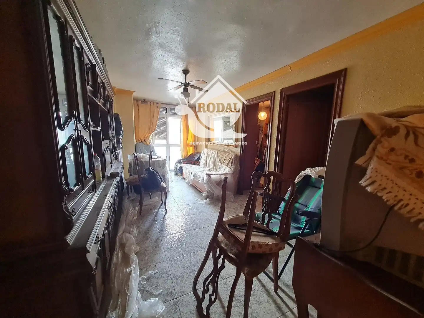 Habitación de Piso en venta en Almería con Calefacción, Amueblado y Horno