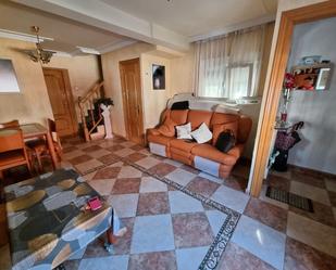 Living room of Single-family semi-detached for sale in Burgos Capital  with Furnished