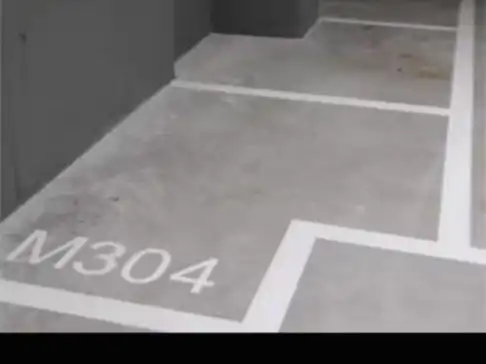Parkplatz von Garage zur Miete in Sant Martí