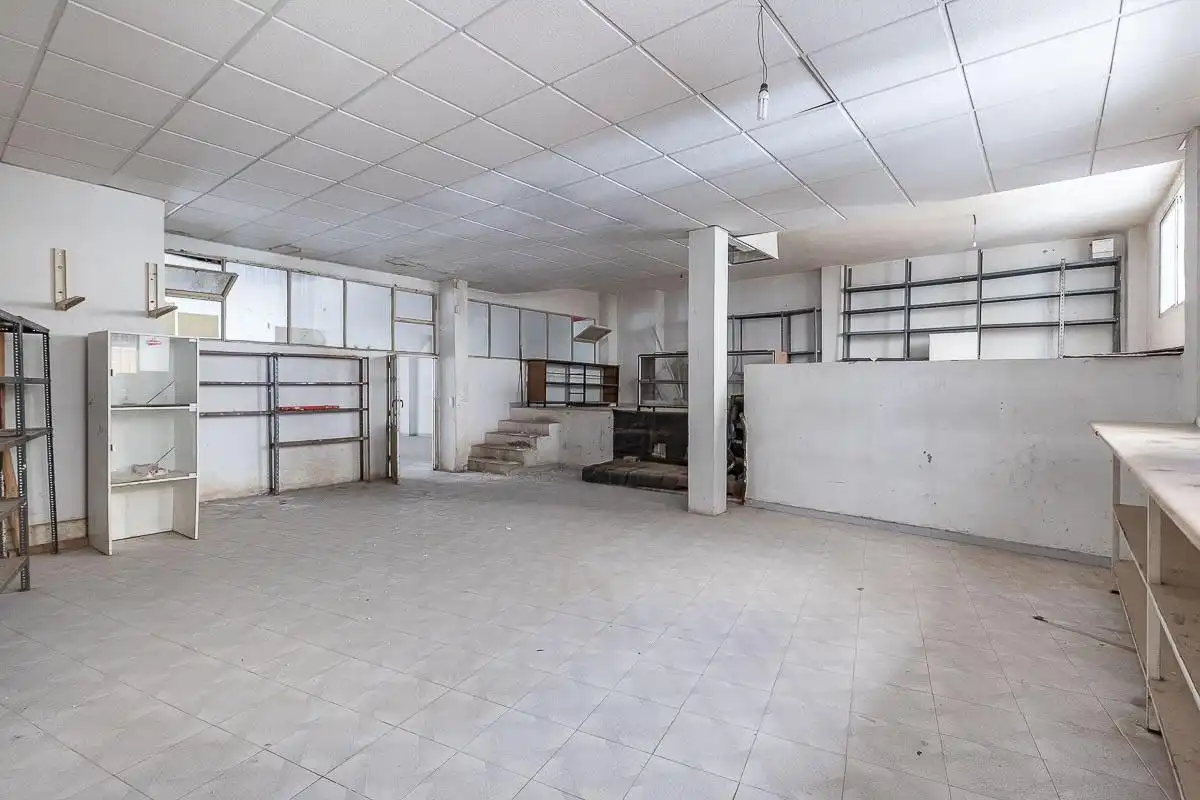 Local comercial en venda a Calle PUERTA LORCA 2, imagen 3