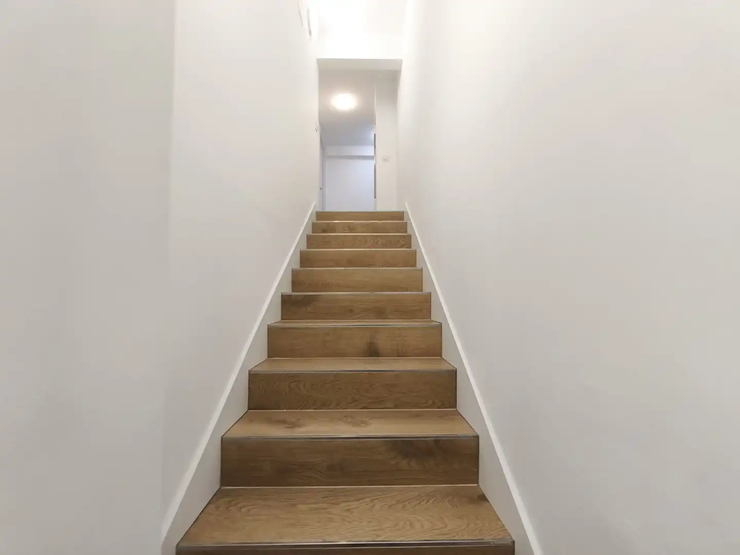 Study for rent in Madrid  with Air Conditioner, Heating and Furnished