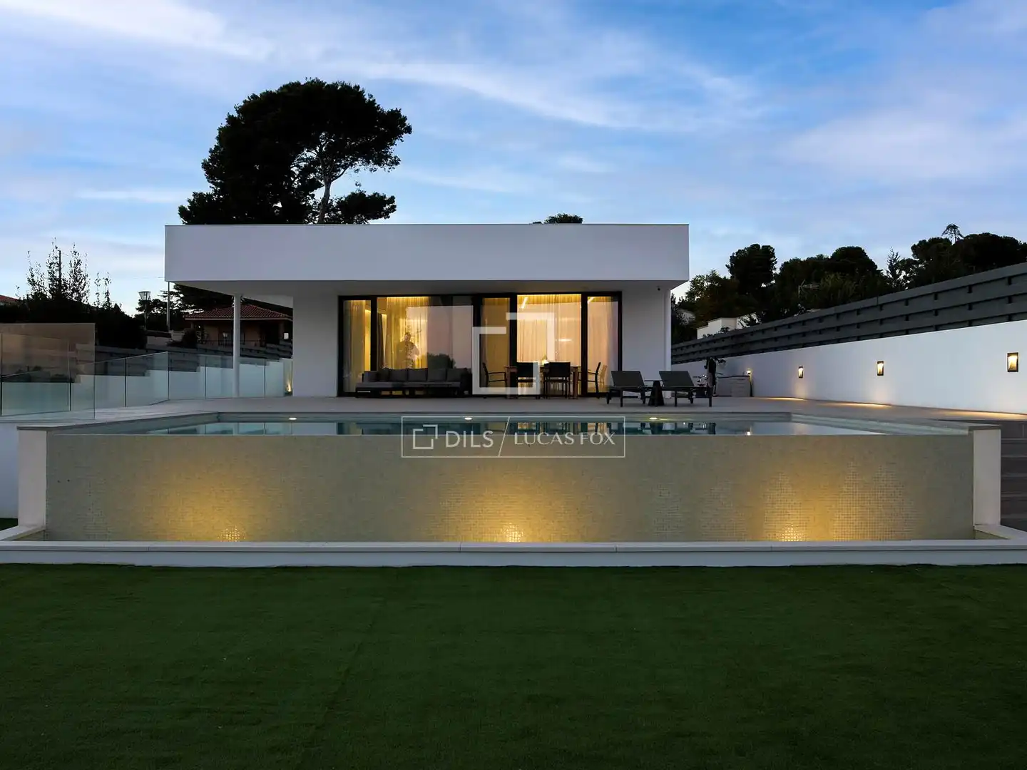 Piscina de Casa o chalet en venta en Náquera con Aire acondicionado, Calefacción y Jardín privado