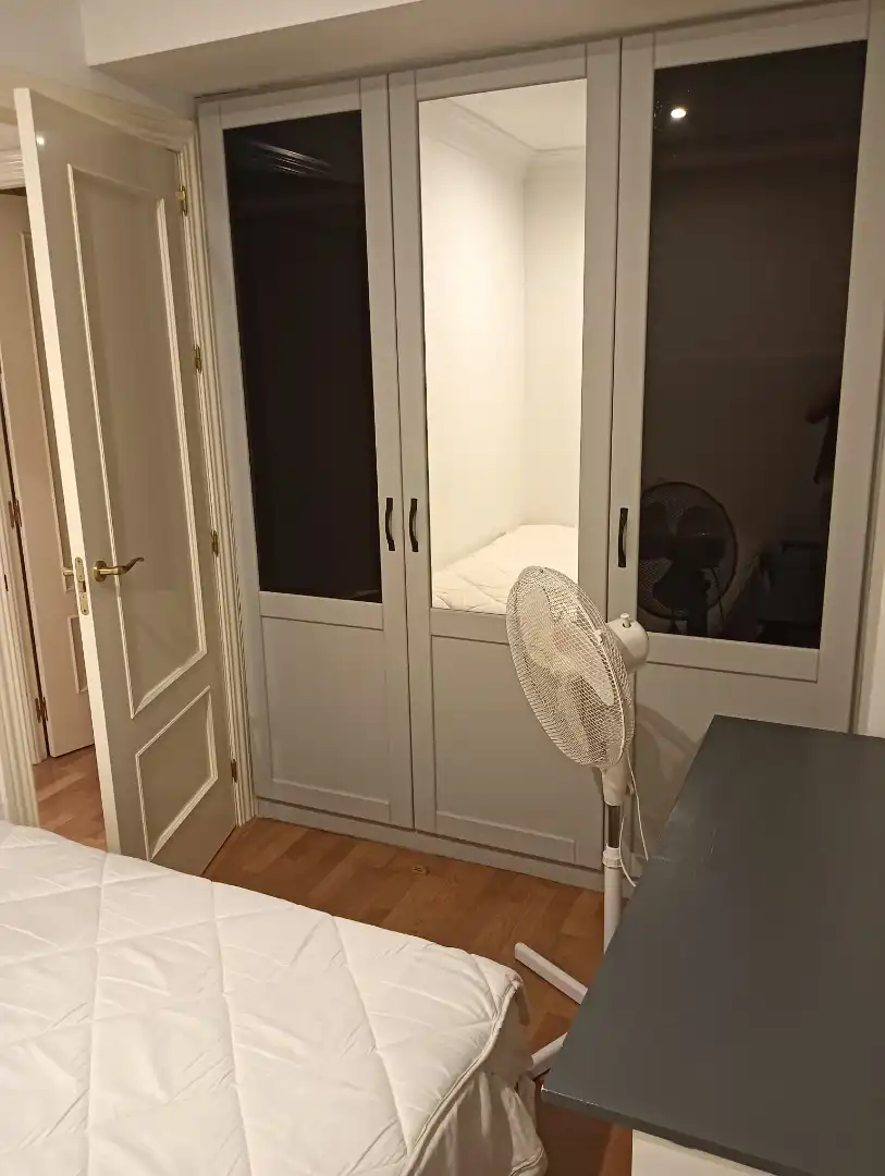 Bedroom of Flat for rent in Zaidín