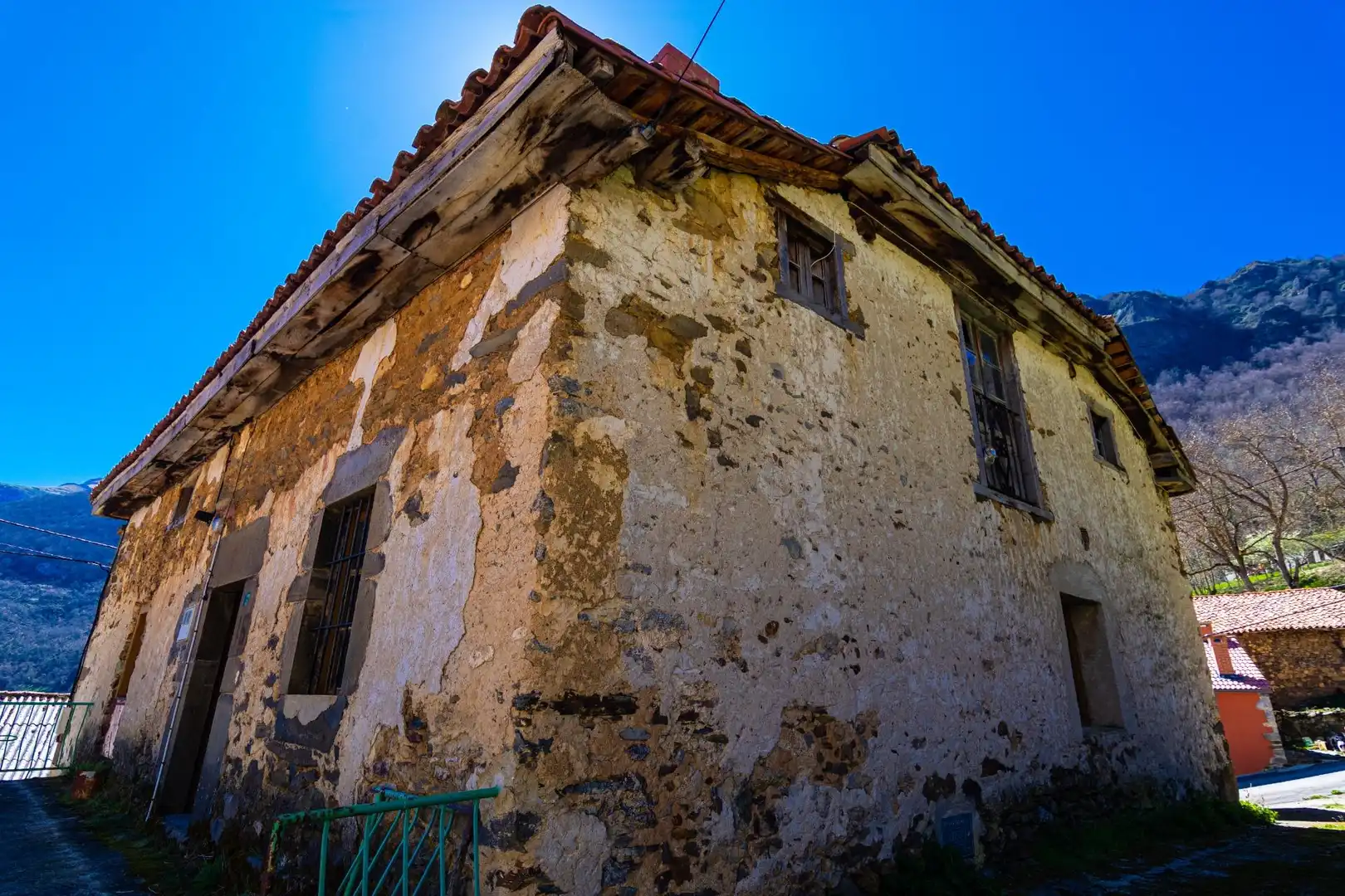 Exterior view of Houses for sale in Vega de Liébana  with Terrace