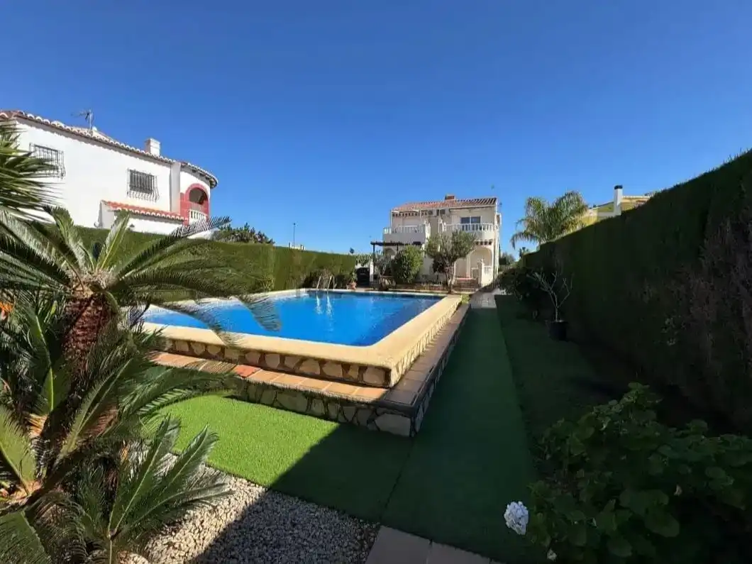 Swimming pool of Flat for sale in Oliva  with Air Conditioner, Storage room and Swimming Pool