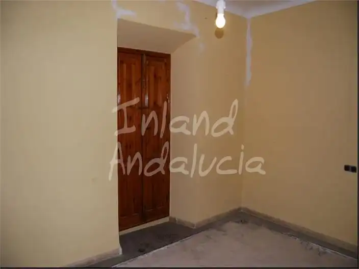 Casa adosada en venda en Loja amb Traster i Internet