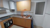 Kitchen of Flat for sale in El Vendrell  with Terrace, Storage room and Balcony