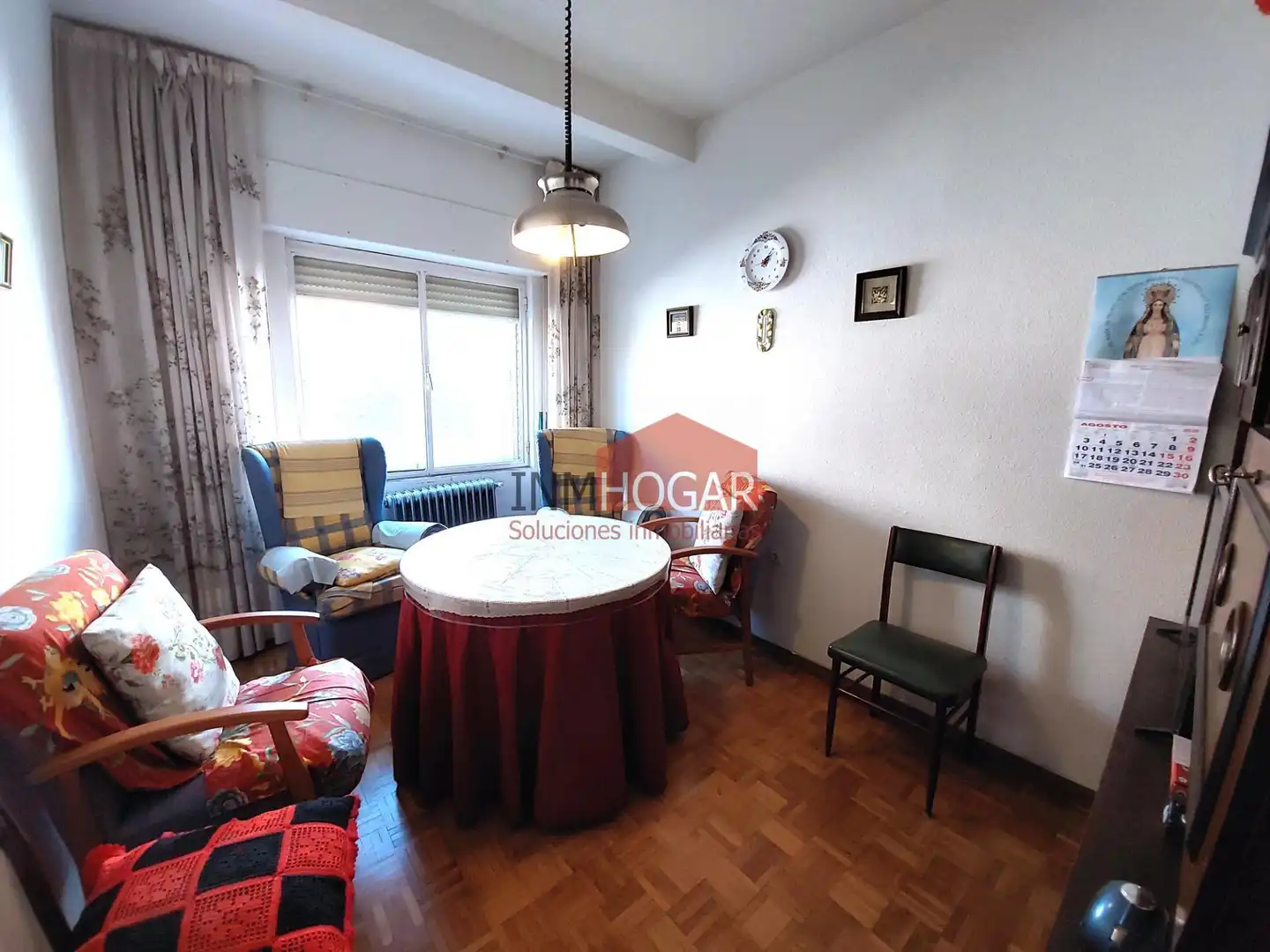 Living room of Flat for sale in Ávila  with Heating, Parquet flooring and Terrace