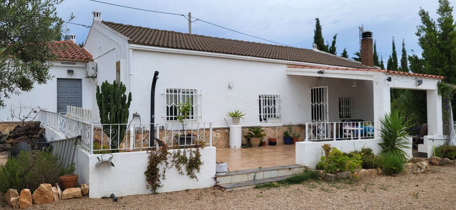 Exterior view of Country house for sale in L'Ampolla  with Terrace and Swimming Pool