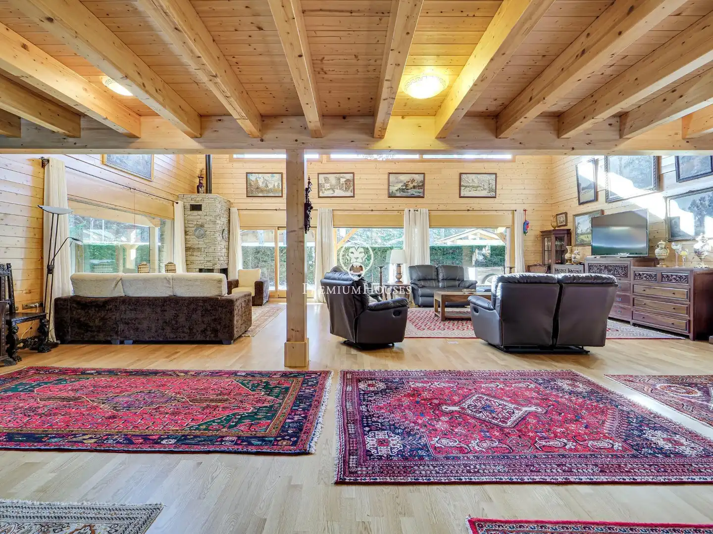 Sala d'estar de Casa o xalet en venda en Alp amb Calefacció, Jardí privat i Parquet