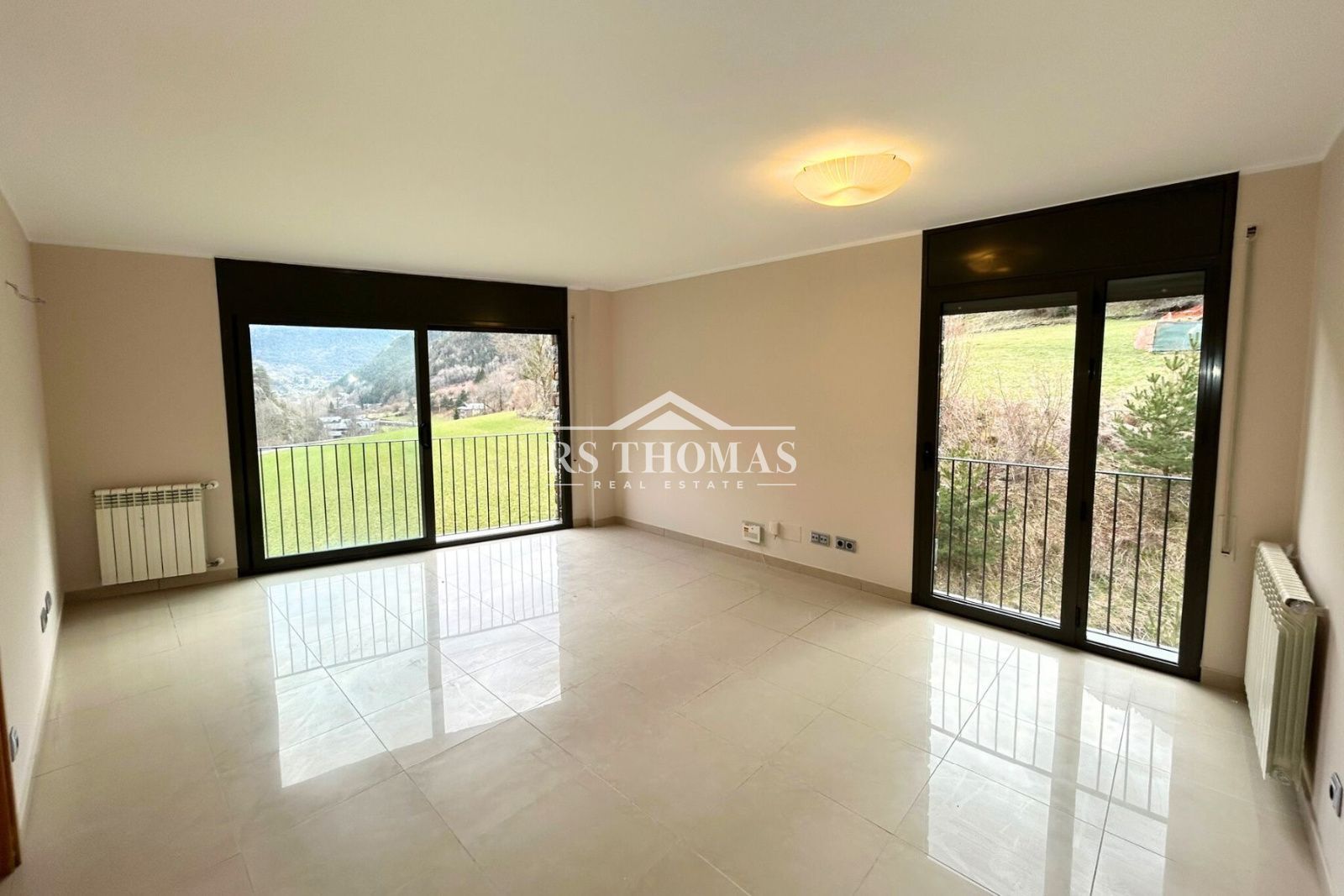 Sala de estar de Piso de alquiler en Ordino