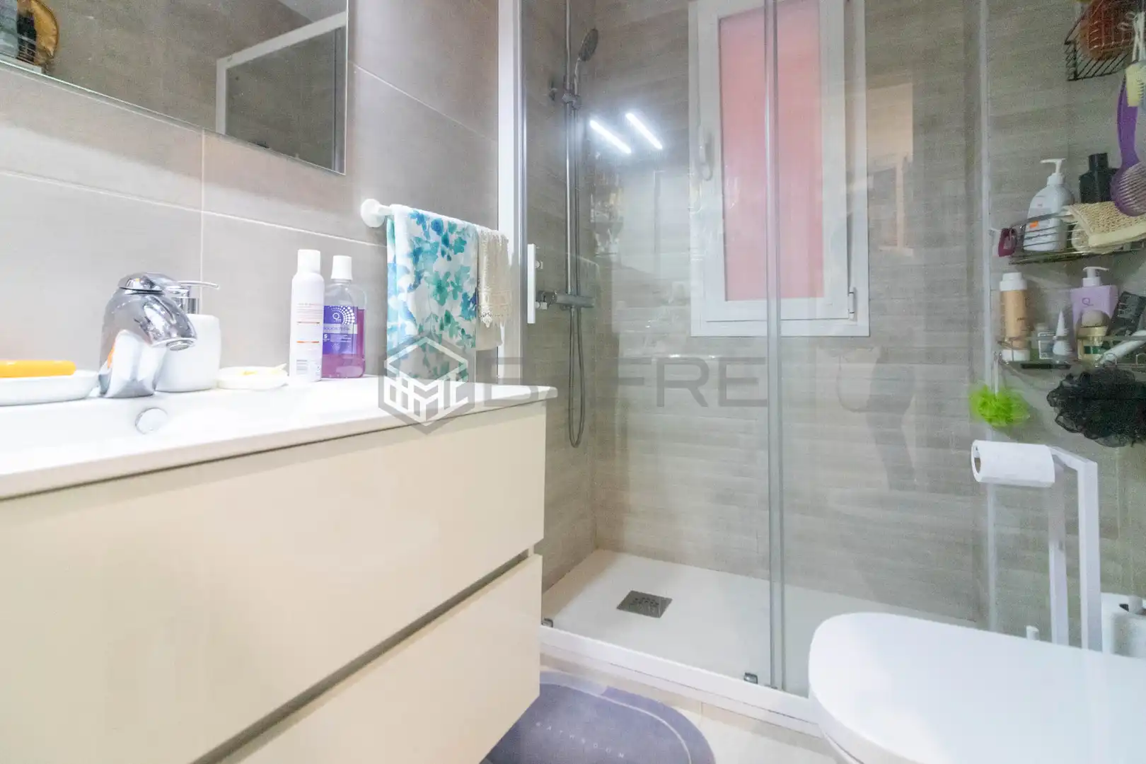 Baño de Piso en venta en Madrid con Calefacción