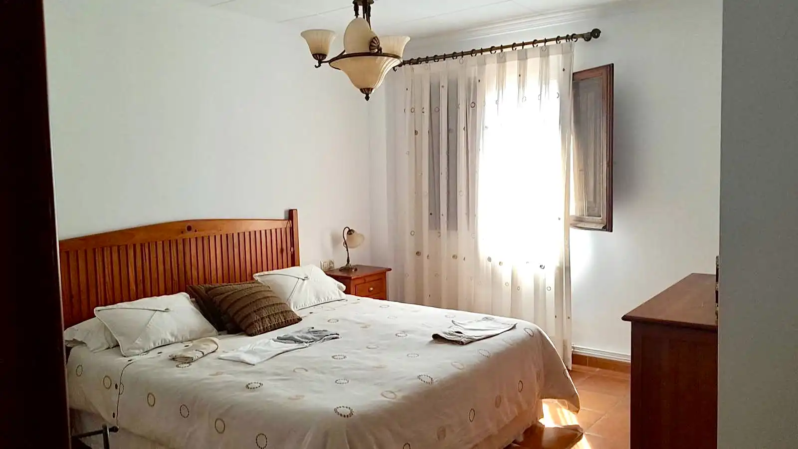Dormitori de Casa o xalet en venda en Sueca amb Aire condicionat, Terrassa i Piscina comunitària