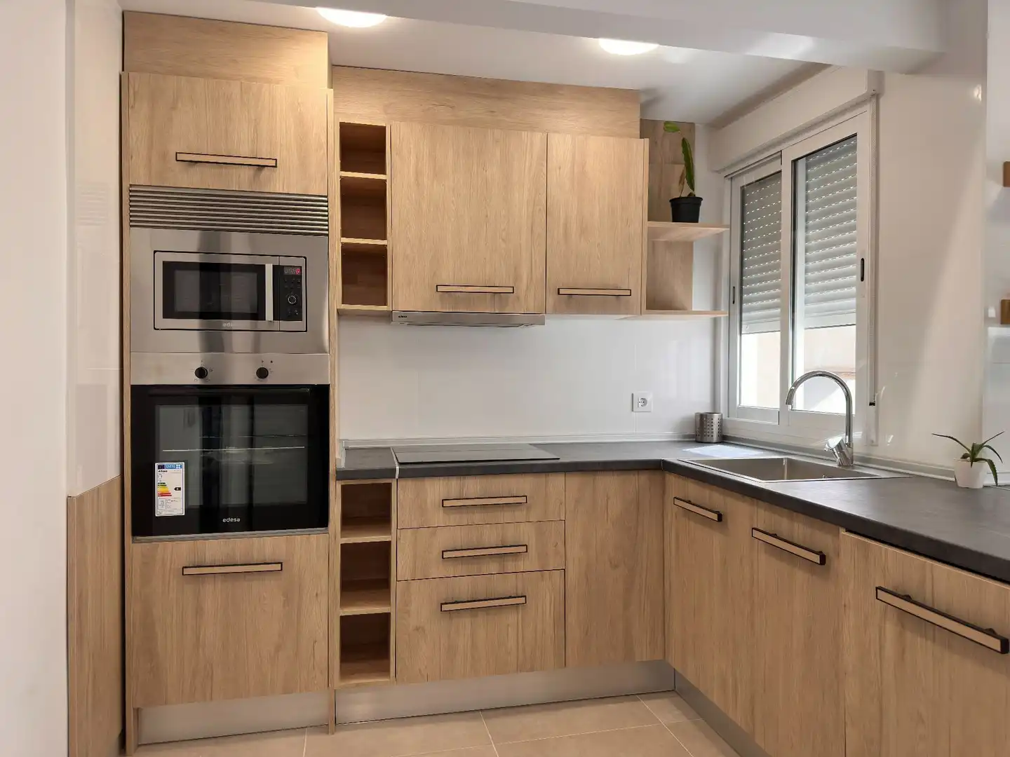 Küche von Wohnung zum Verkauf in Albaida mit Heizung, Abstellraum und Möbliert