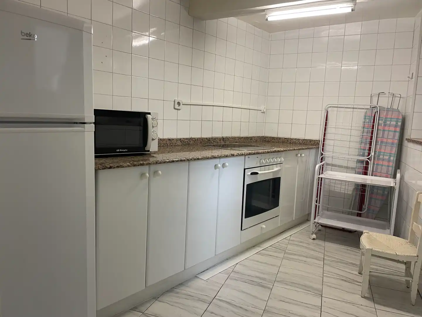 Cuina de Pis en venda en San Vicente de la Barquera amb Calefacció, Moblat i Forn