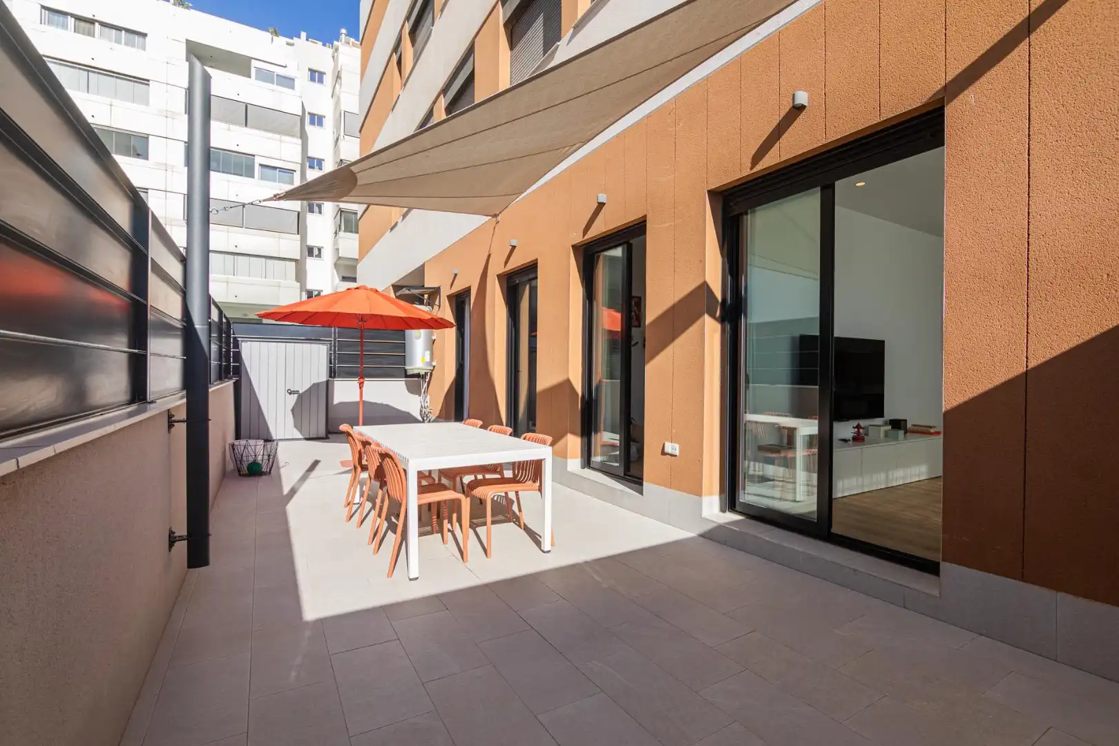 Terrace of Ground floor for sale in Elche / Elx  with Air Conditioner, Heating and Private garden