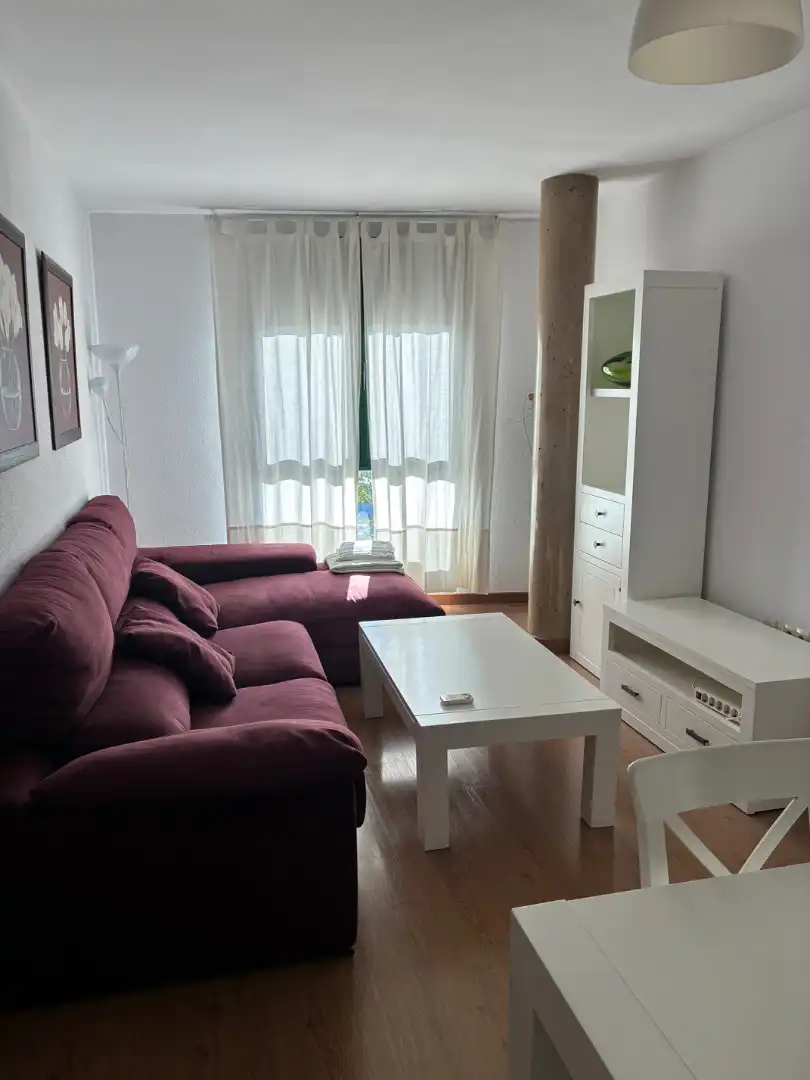 Flat with lift to rent in Avenida Europa - San Antón