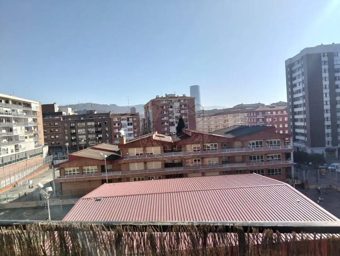 Exterior view of Flat for rent in Bilbao   with Heating