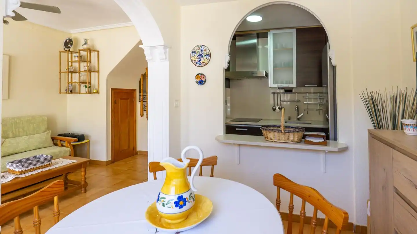 Cocina de Casa adosada en venta en Santa Pola con Terraza, Piscina y Amueblado
