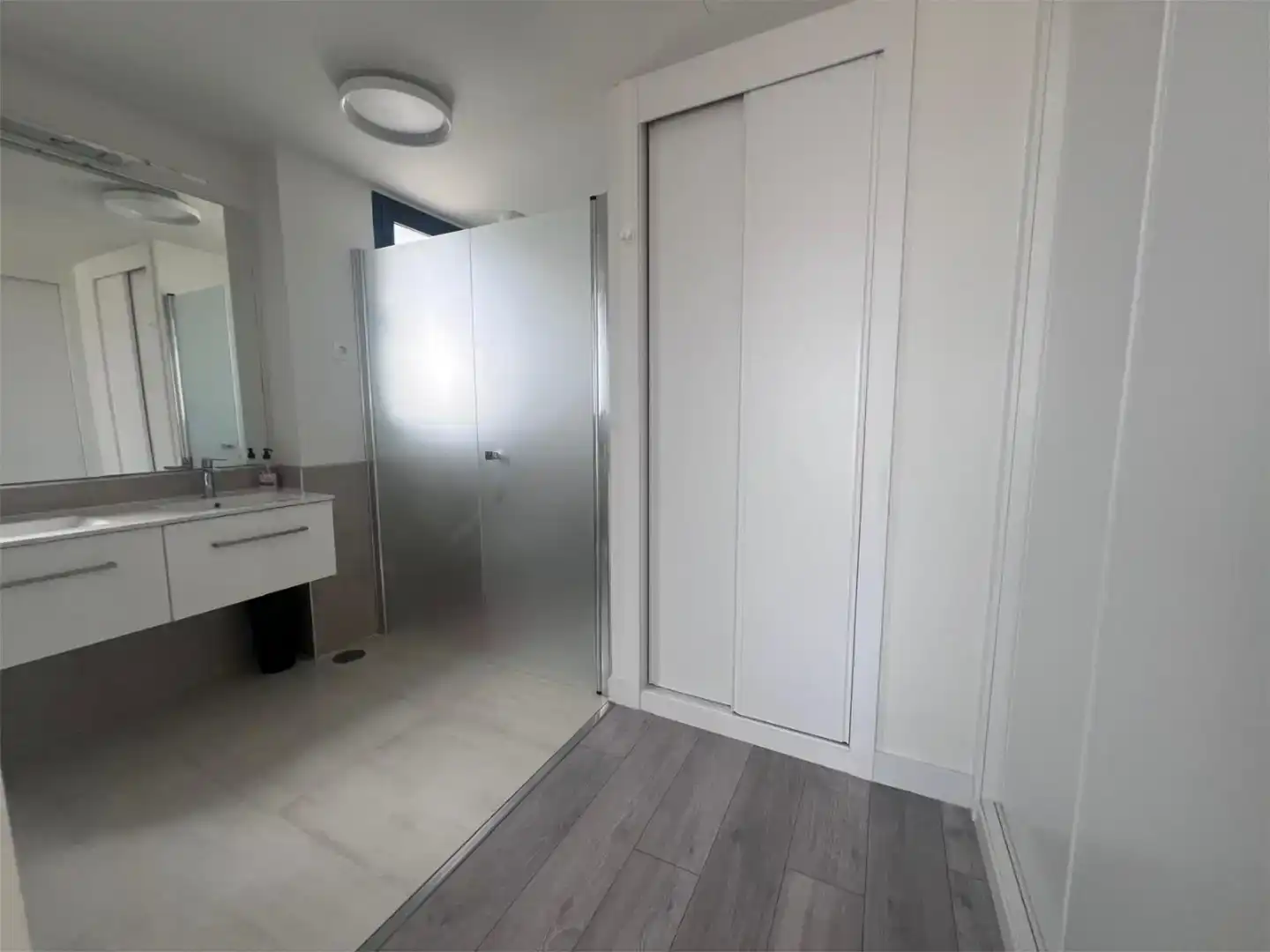 Badezimmer von Wohnung zur Miete in Estepona mit Klimaanlage, Möbliert und Ofen