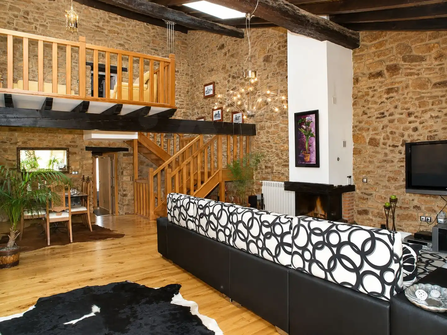 Sala de estar de Casa o chalet en venta en Arenas de Iguña con Calefacción, Terraza y Piscina