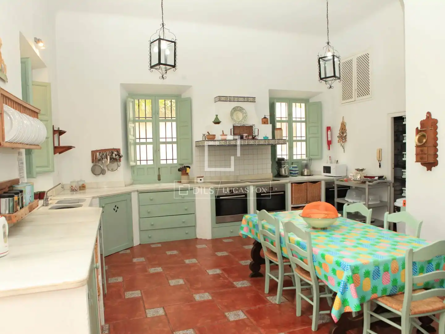 Cocina de Finca rústica en venta en Otívar con Aire acondicionado, Jardín privado y Terraza