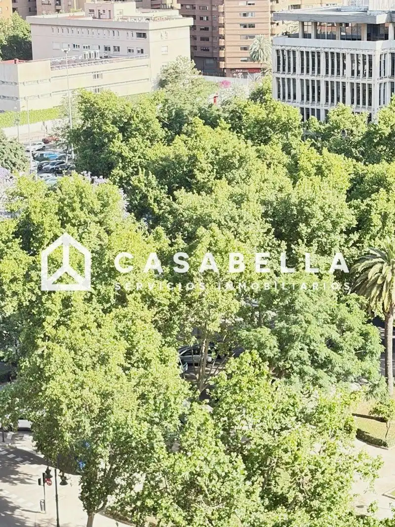 Außenansicht von Wohnung zur Miete in Valencia mit Klimaanlage, Heizung und Terrasse