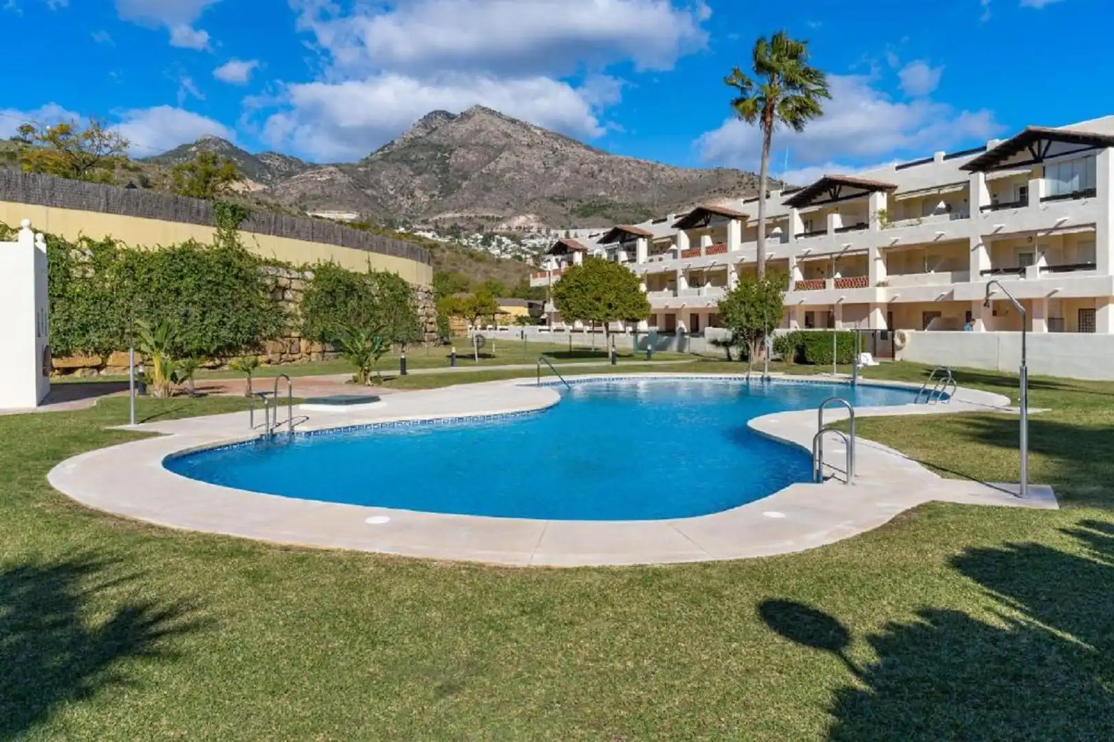 Exterior view of Apartments for sale in Benalmádena  with Air Conditioner, Terrace and Storage room