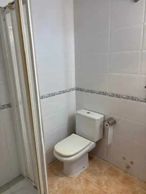 Bathroom of Flat for sale in Premià de Mar  with Air Conditioner, Heating and Storage room