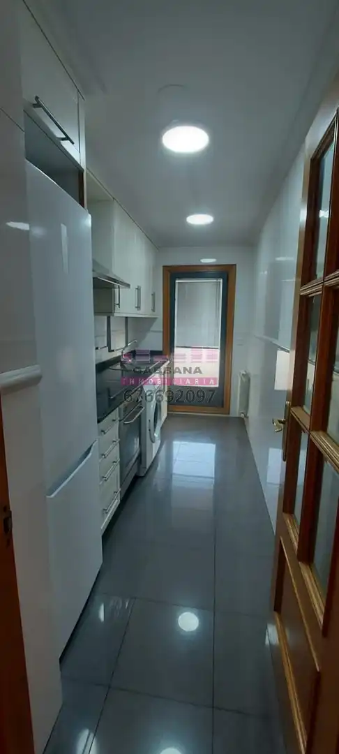 Flat for rent in Rúa de García Barbón, 30, Centro - Areal