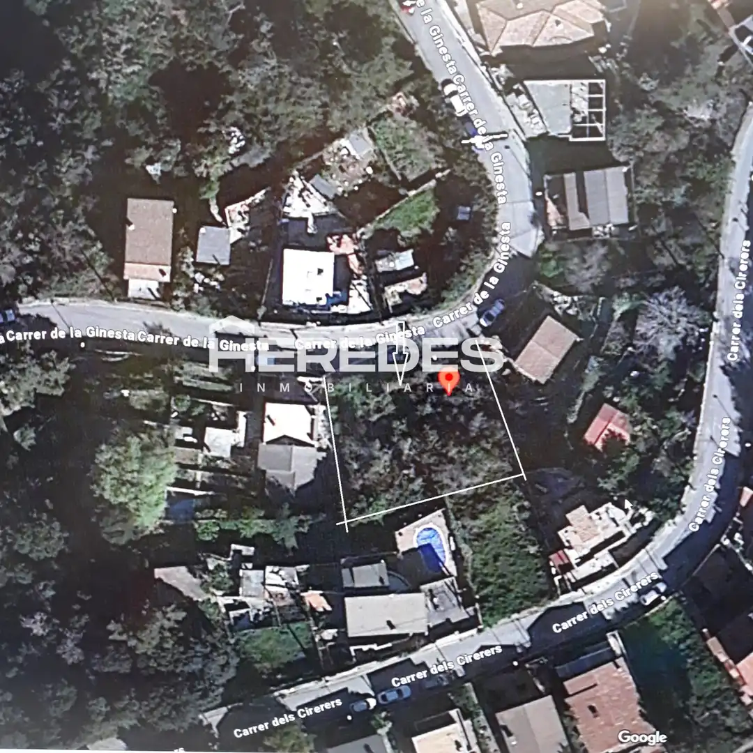 Terreno residencial en venta en Carrer de la Ginesta 50, imagen 2