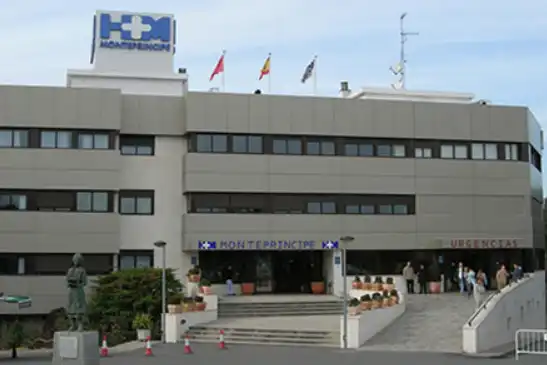 Vista exterior de Pis en venda en Boadilla del Monte amb Aire condicionat, Calefacció i Terrassa