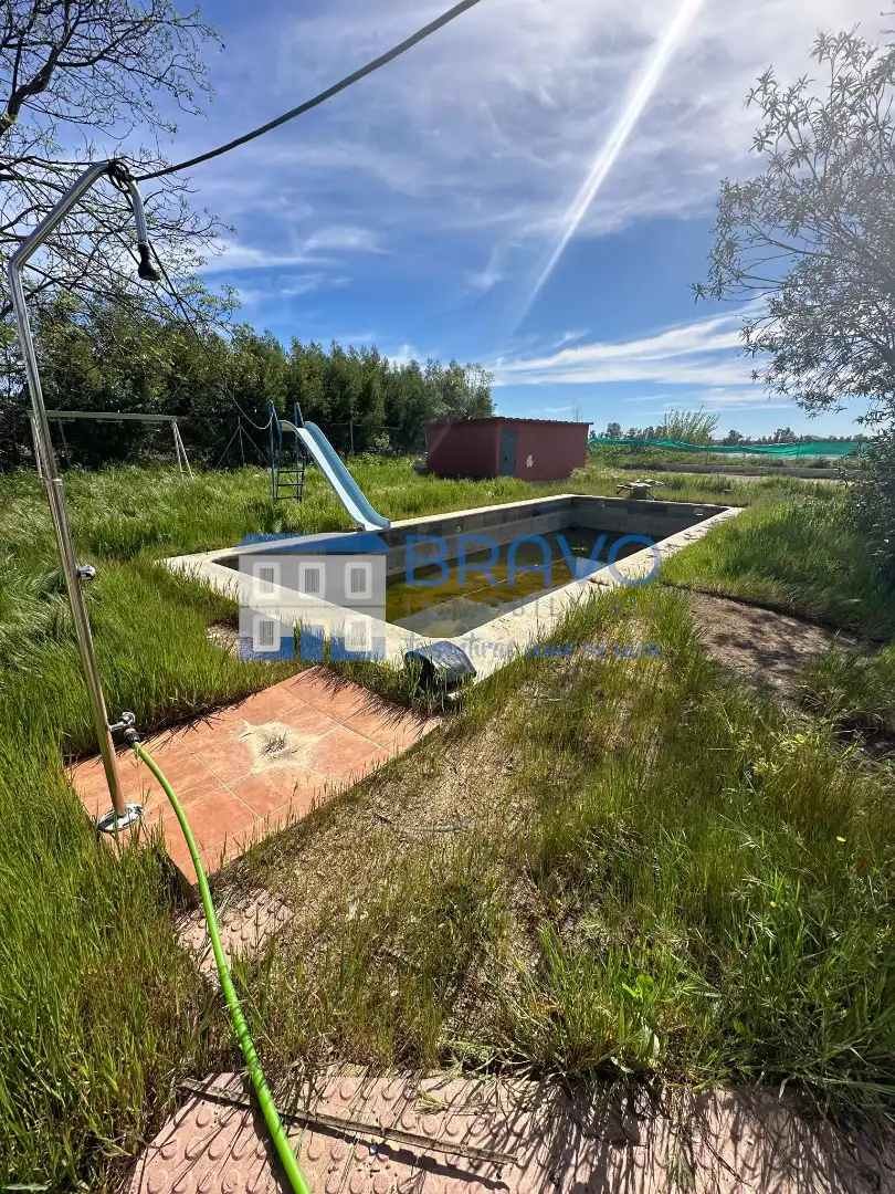 Schwimmbecken von Country house zum Verkauf in Don Benito mit Privatgarten, Abstellraum und Schwimmbad
