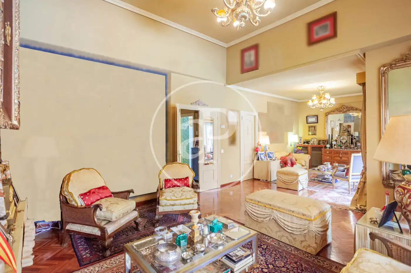Sala d'estar de Casa adosada en venda en Madrid amb Aire condicionat, Calefacció i Jardí privat